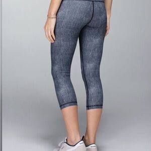 Lululemon Wunder Under Crop *Full-On Luxtreme Burlap Texture Black Sz 6